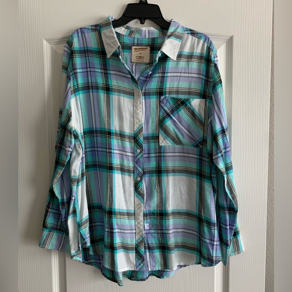 Arizona Co boyfriend fit long sleeved button size XXL -juniors New without tags